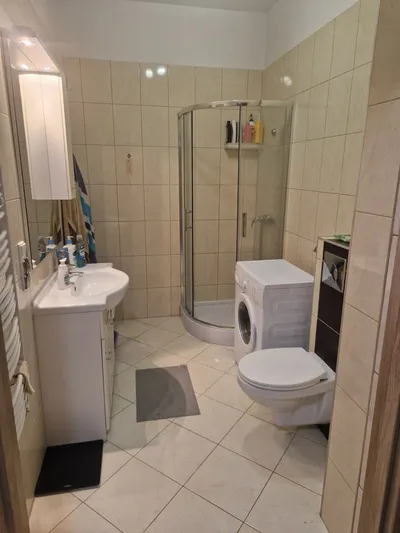 Duży pokój ok. 21m² na wrzeszczu (dwa oddzielne pokoje w mieszkaniu) - miniatura 4