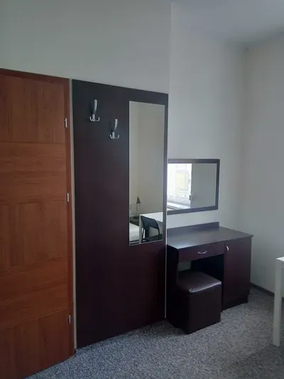 Do wynajęcia pokój z własną łazienką centrum - miniatura 3