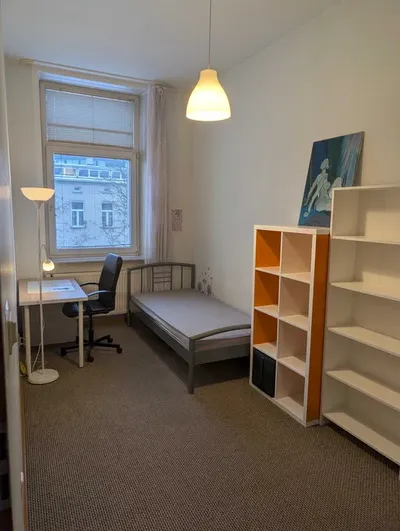 Pokój dla kobiety w centrum Łodzi