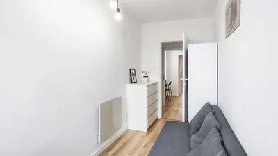 Słoneczny pokój z balkonem na Ratajach! Osiedle Oświecenia 57 - miniatura 4