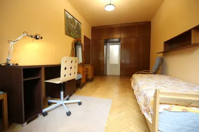** Okazja KRÓLEWSKA Pokój 18m2 CAŁOŚĆ 1300zł 3pokojowe dla Kobiety ** - miniatura 2