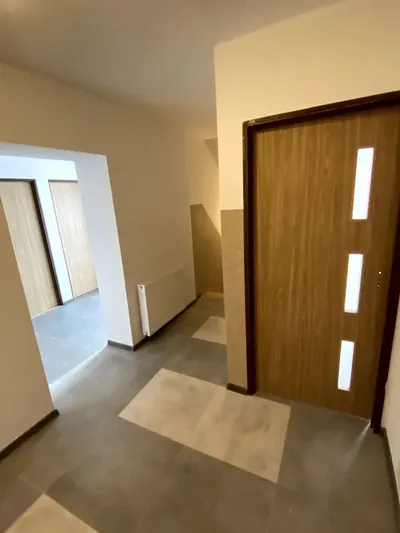 Pokój z łazienką od 1 LIPCA. Balkon francuski. Ogród. Miejsce parkingowe w cenie. - miniatura 5