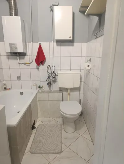 Wynajem wynajme mieszkanie 30m2 - kawalerka Krakow - Nowa Huta - miniatura 4