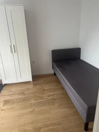 Pokój z tarasem przy UG - miniatura 3