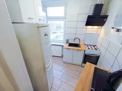 Wynajmę jasny pokój z WIFI, Dubois 30, BRAK PROWIZJI - miniatura 3