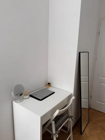 Pokój w centrum Warszawy - miniatura 2