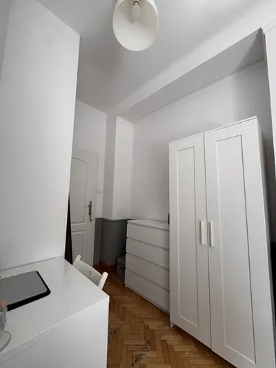 Pokój w centrum Warszawy - miniatura 5