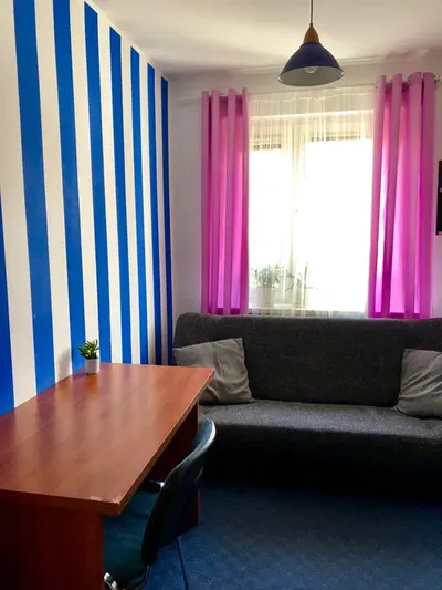 Pokój dla spokojnej osoby pracującej, blisko Poznań Plaza/Комната для спокойного работающего человека, недалеко от Poznań Plaza