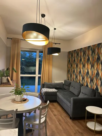 "Wolne na majówkę"! Apartament z ogródkiem w Toruniu- Idealny na weekend i wakacje - miniatura 2