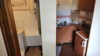 Kawalerka z osobnym wejściem oraz ogródkiem przed domem na wynajem - miniatura 4