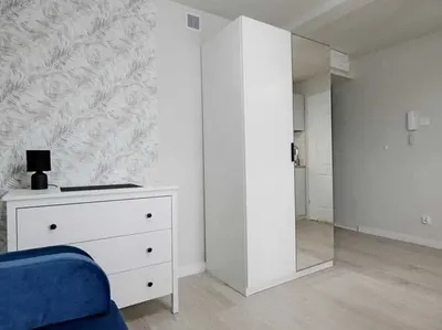 Przytulna kawalerka pet-friendly, brak prowizji - Jaworzniaków 8, w pobliżu stacji PKP Rembertów - miniatura 4