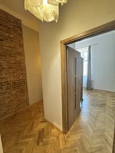 Mieszkanie centrum koło Galeri Krakowskiej - miniatura 5