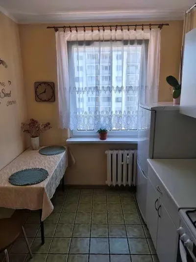 Wynajmę ładne mieszkanie w centrum miasta - miniatura 2