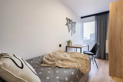 Wynajem pokoi – Ligota | 10 minut pieszo od ŚUM | wysoki standard - miniatura 2