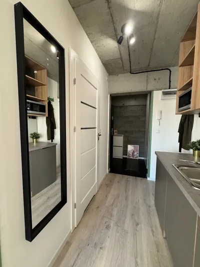 Komfortowe mieszkanie krakow centrum nowy budynek swiatlowod silownia basen sauna bilard parking - miniatura 4