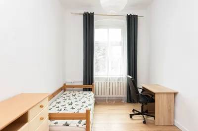 Pokój 10m2 w centrum przy PKP, pl. Zawiszy Czarnego 3 - miniatura 3