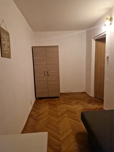Pokój jednoosobowy na Czechowie - miniatura 3