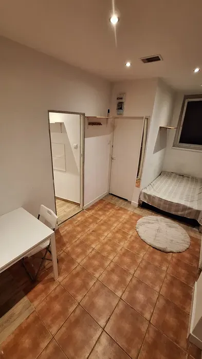 Kawalerka na wynajem Poznań Warszawskie wolne od reki - miniatura 2