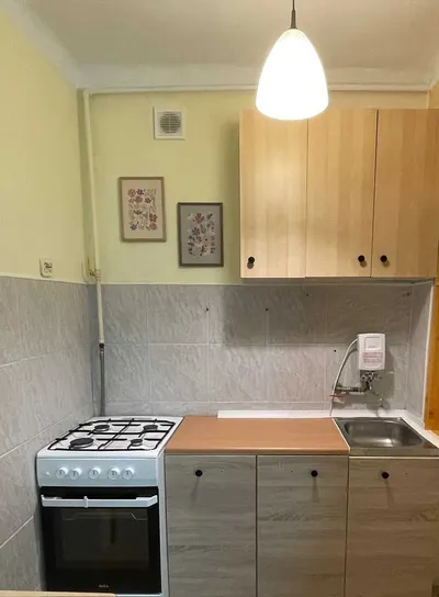 Mieszkanie/kawalerka do wynajęcia - miniatura 2