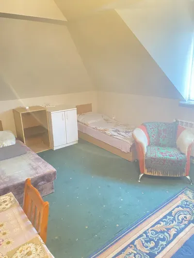 Wynajmę pokój czteroosobowy Warszawa Targówek, Zacisze. - miniatura 2