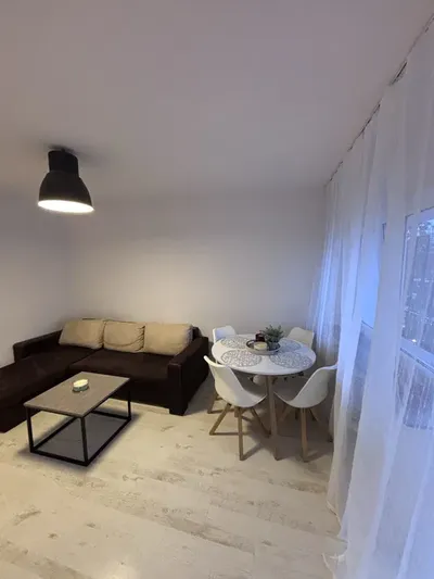 Przytulne mieszkanie na wynajem 39m2 (2pokoje ) parking dostepne od Lipca - miniatura 5