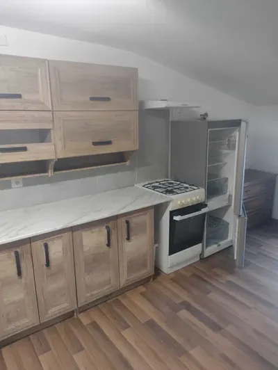 Mieszkanie 38m2 ( przy skrzyżowaniu ul. Obywatelskiej i Jana Pawła II ) - miniatura 4