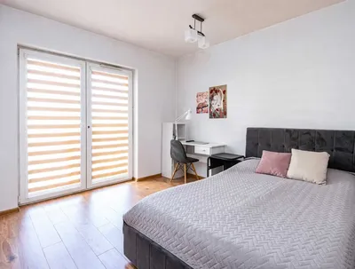 Na wynajem 3 pokojowe mieszkanie - pow. 65 m² - 2 łazienki - garaż - obok sklepu Agata Meble - miniatura 5