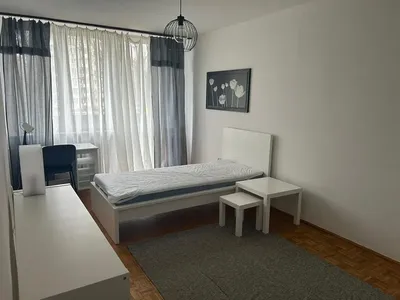 Duzy pokój z balkonem dla studentki/ pracującej | LSM | top lokalizacja | blisko uczelni +Full infrastruktura - miniatura 2