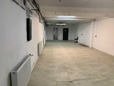 Wynajmę przestronne pomieszczenie 161 m² z windą - miniatura 2