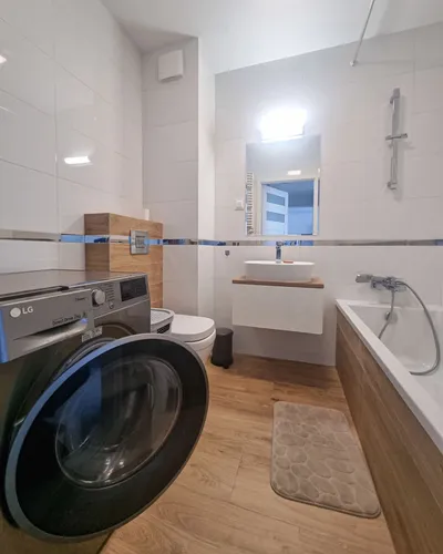 Wynajmę 44m² na ul. Łąkowa - Winda - Parking - Komórka - Wyposażone - miniatura 2