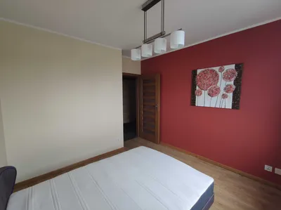 Mieszkanie trzypokojowe 64m2 Żeromskiego 1B Nowe Miasto garaż piwnica - miniatura 3