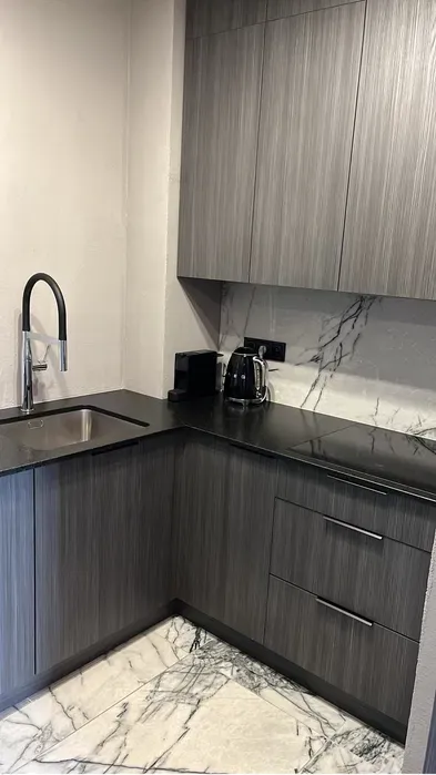 Klimatyzowany apartament z widokiem na park sląski / 2 pokoje i loggia - miniatura 4