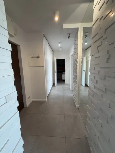 Apartament 2 pokojowy z salonem do wynajęcia 54m2 blisko centrum - miniatura 2