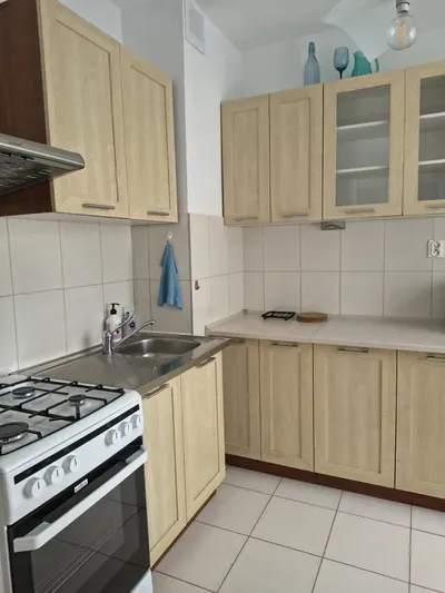 kawalerka na Piątkowie – J.III Sobieskiego, świetna lokalizacja, blisko Kampus UAM Morasko, gotowa do zamieszkania - miniatura 4