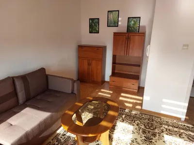 Wynajmę kawalerkę na oś. Zawadzkiego - miniatura 3