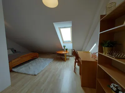 Duży pokój dostępny od 20 maja - miniatura 2