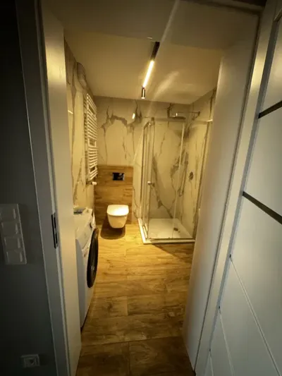 Przytulny apartament w centrum Kielc z miejscem parkingowym na Okrzei - miniatura 5