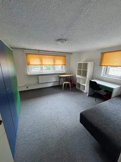 Pokój 1-osobowy dla studentki – blisko Miasteczka Akademickiego - miniatura 5