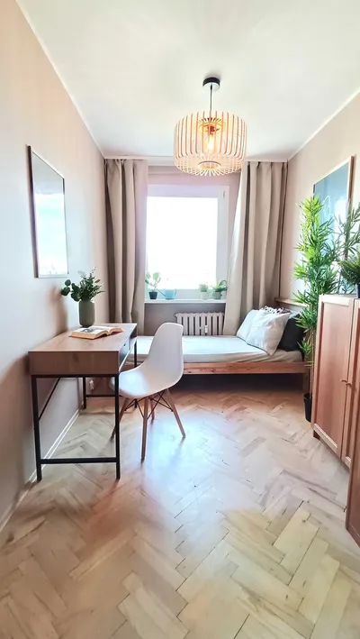 Pokój na 9 piętrze w świetnej lokalizacji - Zaspa - od zaraz!