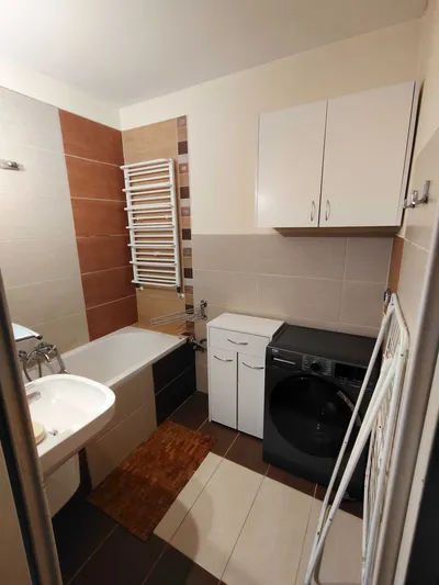 Wynajmę mieszkanie 2 pokojowe z balkonem - miniatura 5