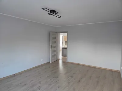 Mieszkanie 90m2 + 30m2 w centrum Osięcin - miniatura 5