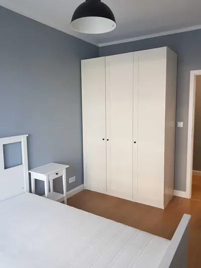 Ładny pokój w nowy mieszkaniu, czynsz najmu 1300 zł/m-c. - miniatura 2