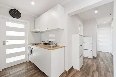 Wygodny pokój po odświeżeniu | Świetna cena | FOREIGNERS FRIENDLY| Powstańców 30b - miniatura 4