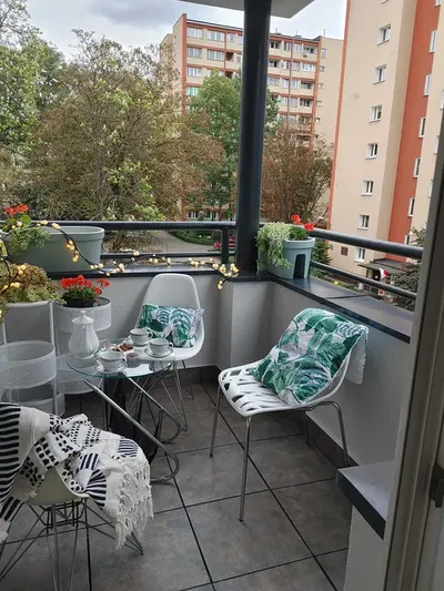 W nowej kamienicy 77m2 3pokoje i salon Powiśle Al 3 Maja - miniatura 2