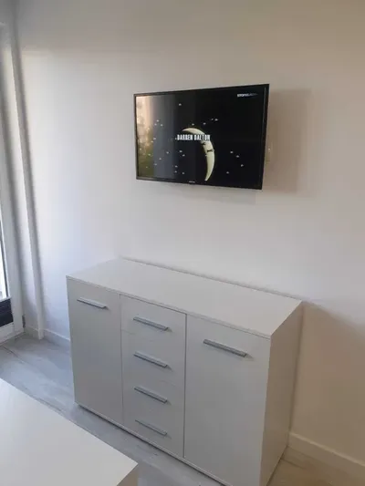 Kawalerka na wynajem Kraków Nowa Huta, os. Jagiellońskie - miniatura 2