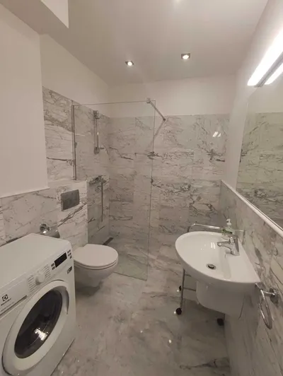 Piękne 3 pok mieszkanie z ogródkiem, garaż, CO, komórka - miniatura 3