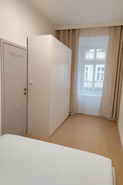 Mieszkanie Kawalerka Kraków Centrum - miniatura 4