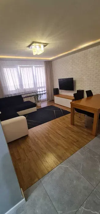 Funkcjonalne 3-pokojowe mieszkanie z balkonem i windą oś. Sybiraków - miniatura 2