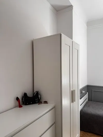 Pokój w centrum Warszawy - miniatura 3