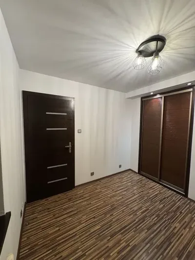 Apartament dwupoziomowy z balkonem i miejscem w hali garażowej - miniatura 4